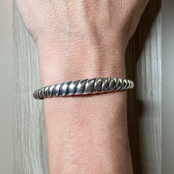 Vintage Designer Signed Sterling Carolyn Pollack Silver Twisted Cuff Bracelet - Picture 9 of 11